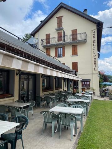 Hotel Restaurant De La Poste Saint-Colomban-des-Villards 外观 照片